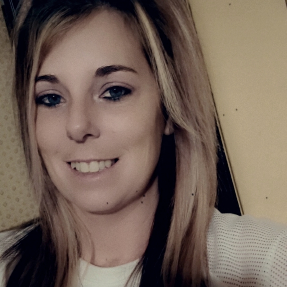 Meet your Posher, Kayley